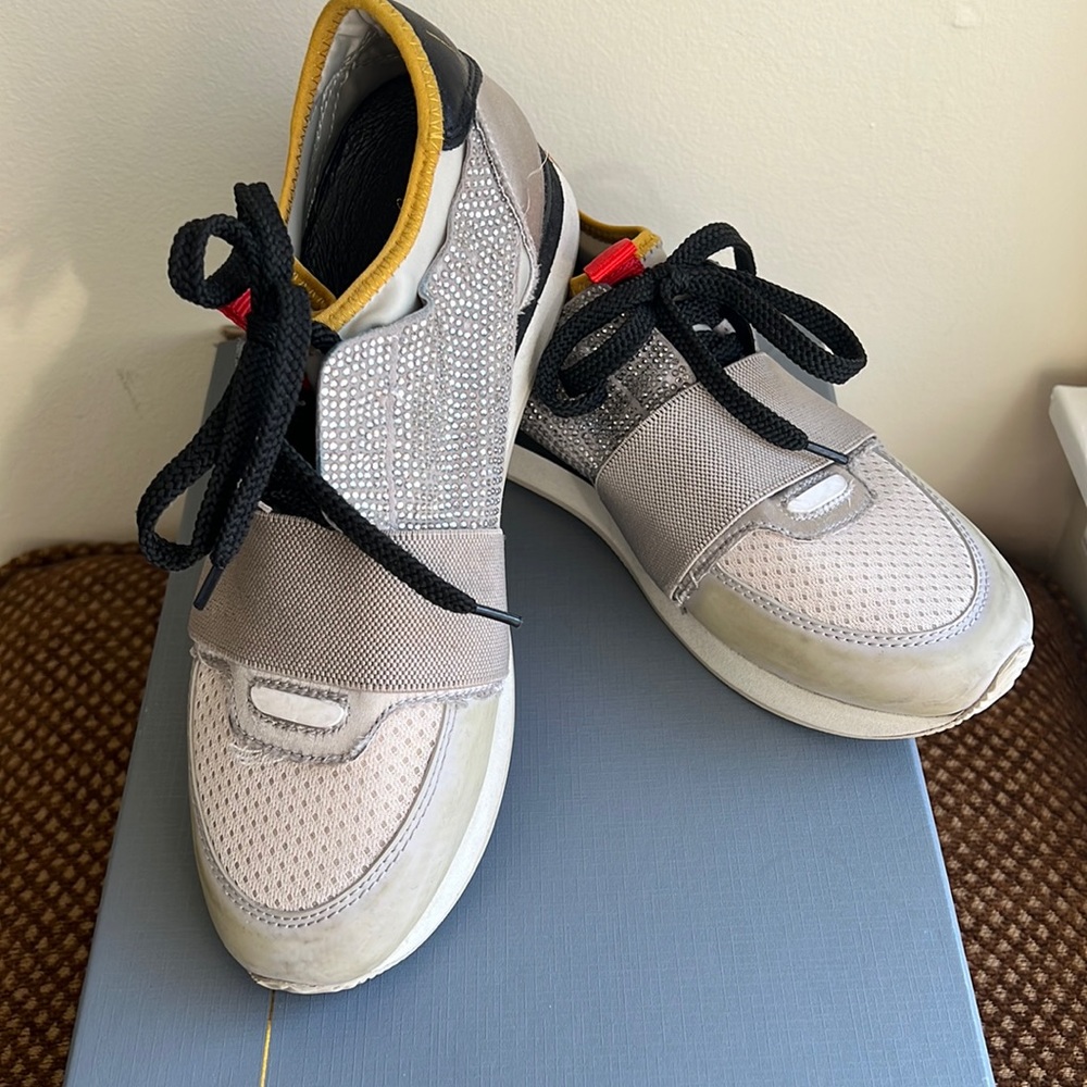 Womens Lola Cruz rhinestones sneaker